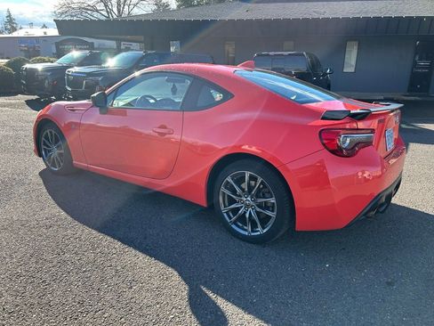 Used 2017 Toyota 86 860 Special Edition image 3