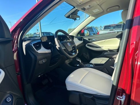 Used 2025 Buick Encore GX Sport Touring image 22