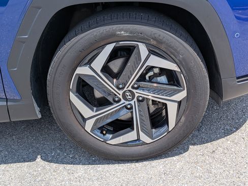Used 2022 Hyundai Tucson Limited w/ Cargo Package FWD image 11
