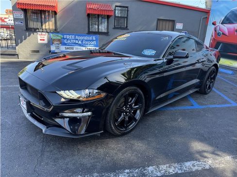 Used 2020 Ford Mustang Coupe w/ Equipment Group 101A image 3