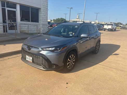 Used 2024 Toyota Corolla Cross AWD Hybrid image 1