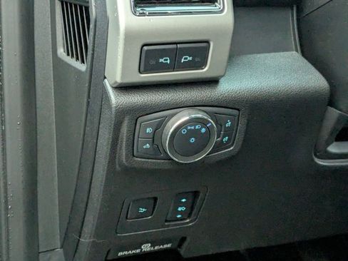 Used 2020 Ford F250 Lariat w/ Lariat Ultimate Package image 11