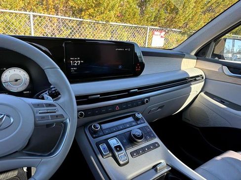 Used 2023 Hyundai Palisade Limited image 23