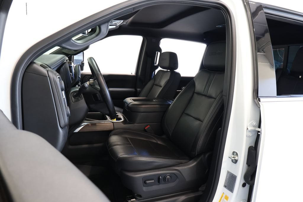 Used 2022 Chevrolet Silverado 3500 High Country w/ Safety Package II AWD/4WD image 23