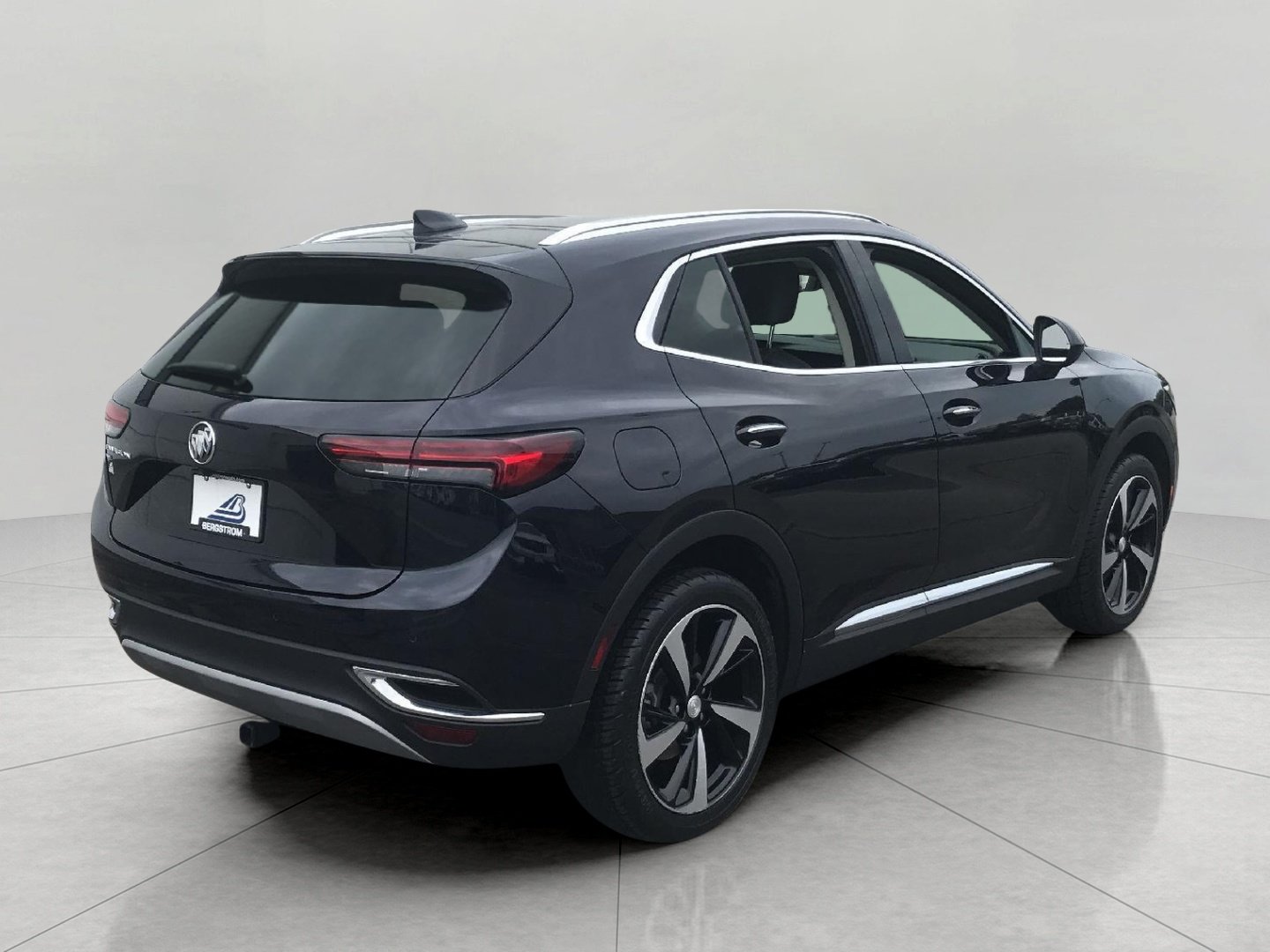 Used 2021 Buick Envision Essence w/ Technology Package I AWD/4WD image 5