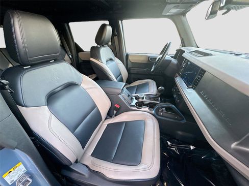 Used 2024 Ford Bronco Wildtrak image 26