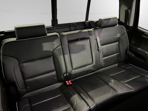 Used 2019 Chevrolet Silverado 3500 High Country image 19