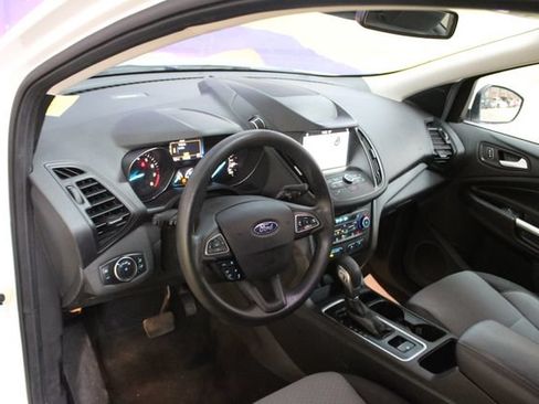 Used 2019 Ford Escape SE w/ Ford Safe & Smart Package AWD/4WD image 14