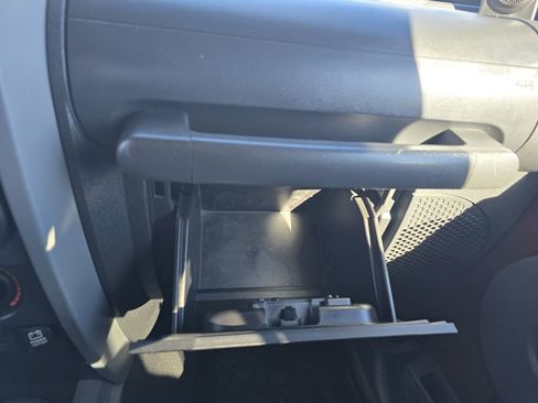 Used 2007 Jeep Wrangler X w/ Dual Top Group image 21