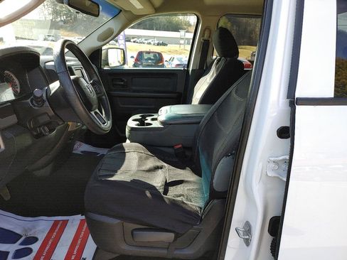 Used 2016 RAM 1500 Express image 10