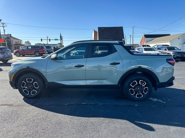 Used 2024 Hyundai Santa Cruz SEL w/ Activity Package FWD image 4