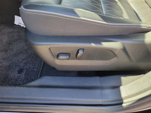 Certified 2023 Buick Envision Avenir image 27