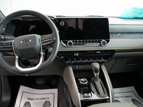 Used 2023 Chevrolet Colorado ZR2 w/ Desert Boss Special Edition image 17