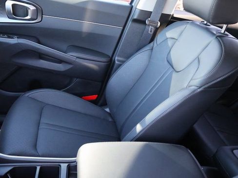New 2026 Kia Sorento S w/ S Panoramic Sunroof Package FWD image 24