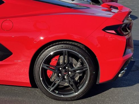 Used 2020 Chevrolet Corvette Stingray Premium Cpe w/ 3LT Preferred Equipment Group image 30