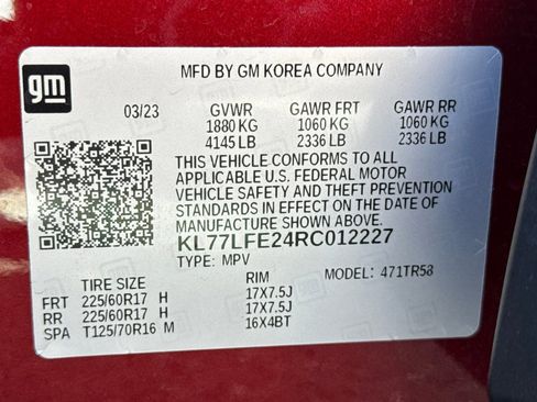 Used 2024 Chevrolet Trax LS w/ LS Convenience Package FWD image 29