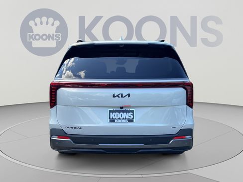 New 2027 Kia Carnival SX Prestige FWD image 5