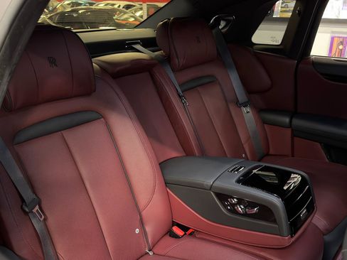 Used 2021 Rolls-Royce Ghost AWD/4WD image 36