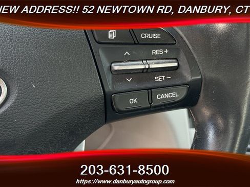 Used 2020 Hyundai Elantra Value Edition w/ Winter Weather Package FWD image 16