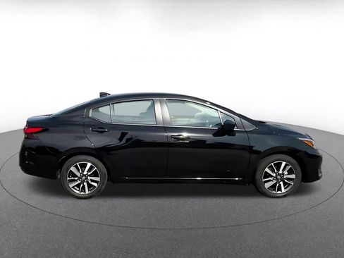 Used 2025 Nissan Versa SV FWD image 13