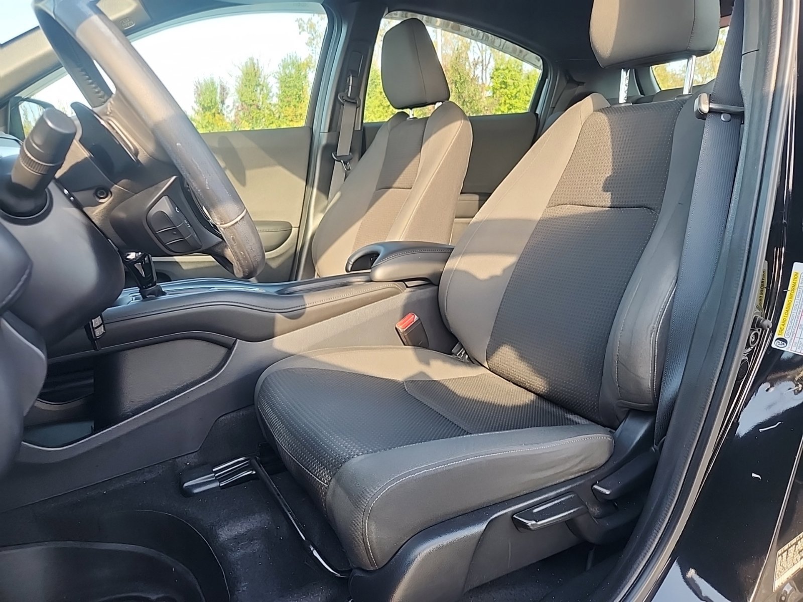 Used 2019 Honda HR-V Sport image 16