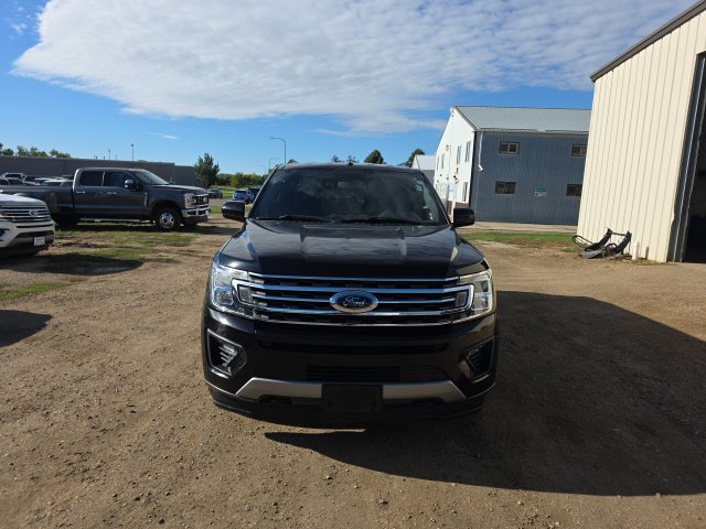 Used 2019 Ford Expedition Max XLT AWD/4WD image 2