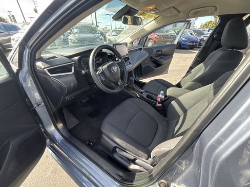Used 2022 Toyota Corolla LE image 12