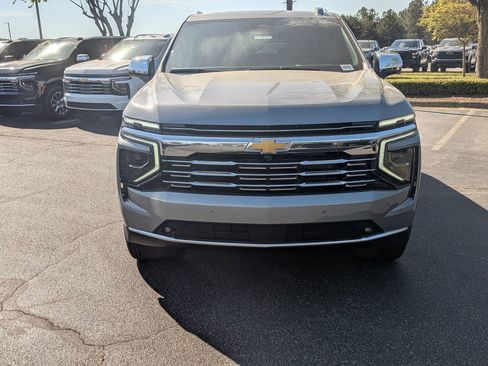 New 2026 Chevrolet Suburban Premier w/ Sun And Tow Package AWD/4WD image 2