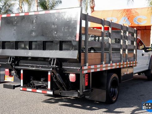 Used 2018 Ford F550 4x4 Crew Cab Super Duty image 12