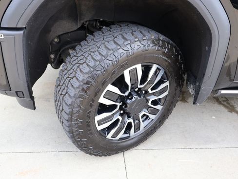 Used 2024 GMC Sierra 2500 Denali Ultimate AWD/4WD image 50