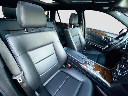 Used 2016 Mercedes-Benz E 350 4MATIC Sport Wagon image 29