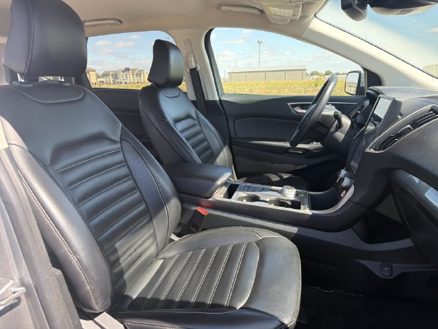 Used 2024 Ford Edge SEL AWD/4WD image 14