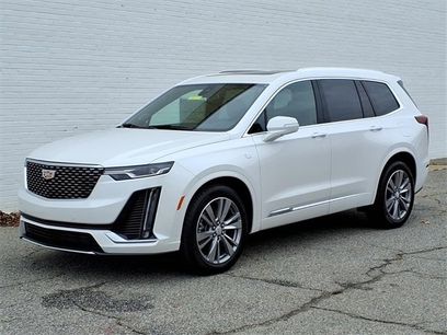 New 2025 Cadillac XT6 Premium Luxury
