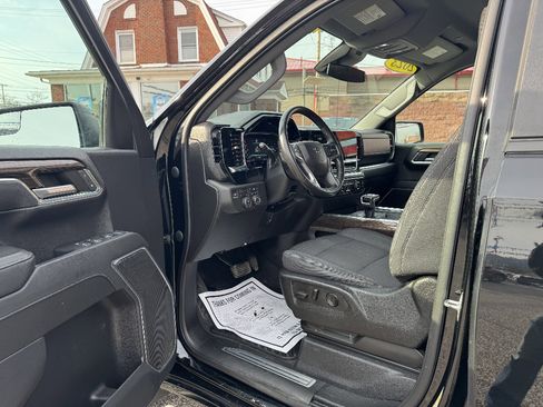 Used 2023 Chevrolet Silverado 1500 RST w/ Z71 Off-Road Package image 22