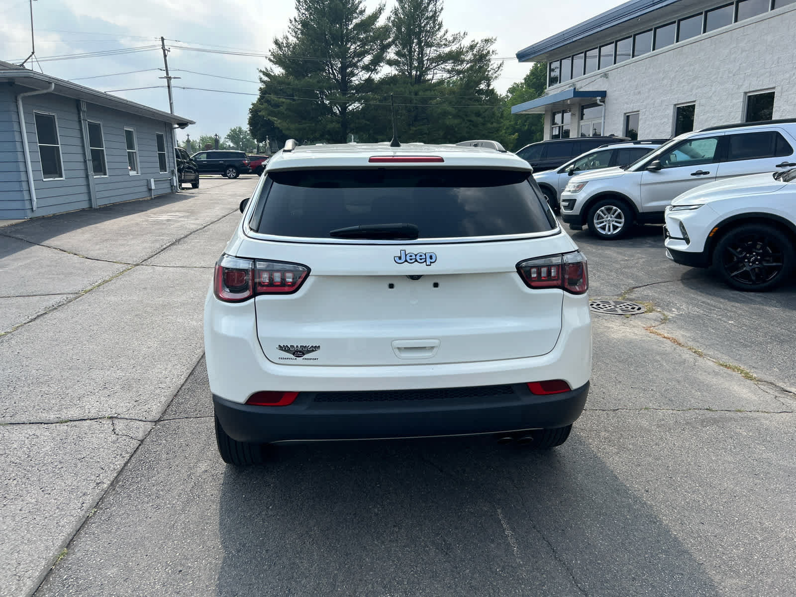 Used 2019 Jeep Compass Limited FWD image 4