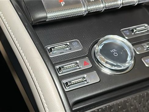 New 2026 Lincoln Nautilus Premier w/ Equipment Group 102A image 22