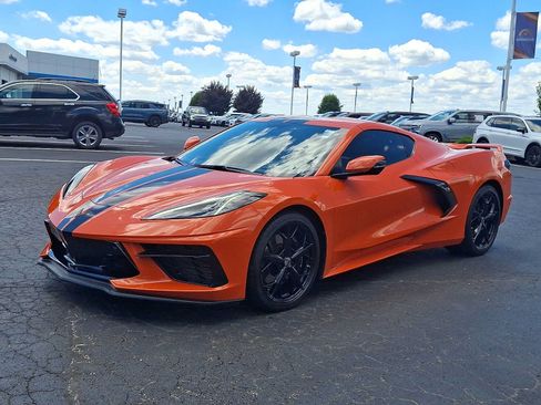 Used 2020 Chevrolet Corvette Stingray Preferred Cpe w/ 2LT Preferred Equipment Group RWD image 3