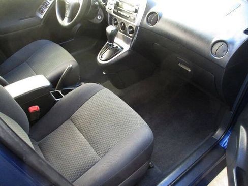 Used 2006 Toyota Matrix FWD image 7