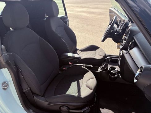 Used 2013 MINI Cooper Convertible FWD image 30