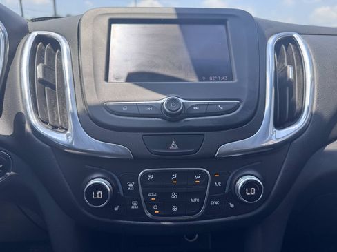 Used 2020 Chevrolet Equinox LT FWD image 24