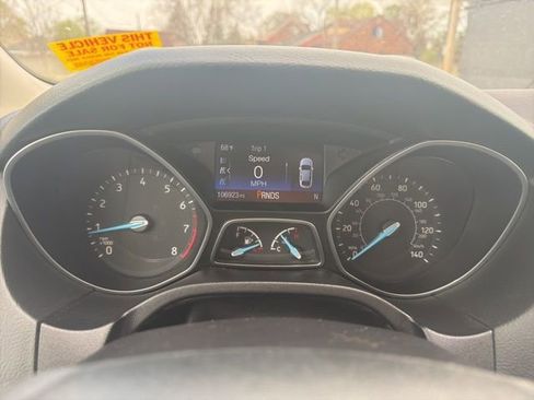Used 2017 Ford Focus Titanium FWD image 17
