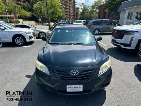 Used 2007 Toyota Camry LE FWD image 4