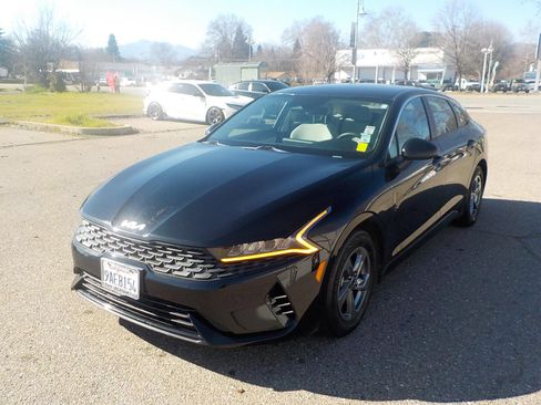Used 2022 Kia K5 LXS image 1