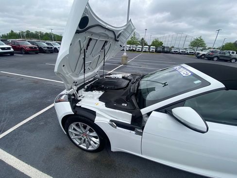 Used 2016 Jaguar F-TYPE Convertible RWD image 29