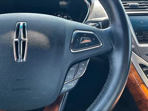 Used 2016 Lincoln MKX Select w/ Select Plus Package AWD/4WD image 12