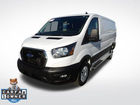 Used 2024 Ford Transit 250 Low Roof w/ Exterior Upgrade Package image 3