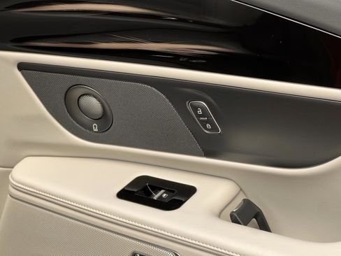 New 2026 Lincoln Nautilus Reserve image 24