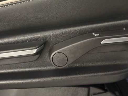 Used 2025 Cadillac Escalade ESV Sport w/ LPO, ONYX Package image 20