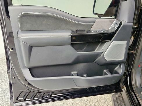 Used 2023 Ford F150 Lightning Platinum image 11