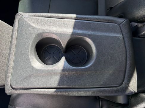 Used 2016 Nissan Rogue SL w/ SL Premium Package image 26